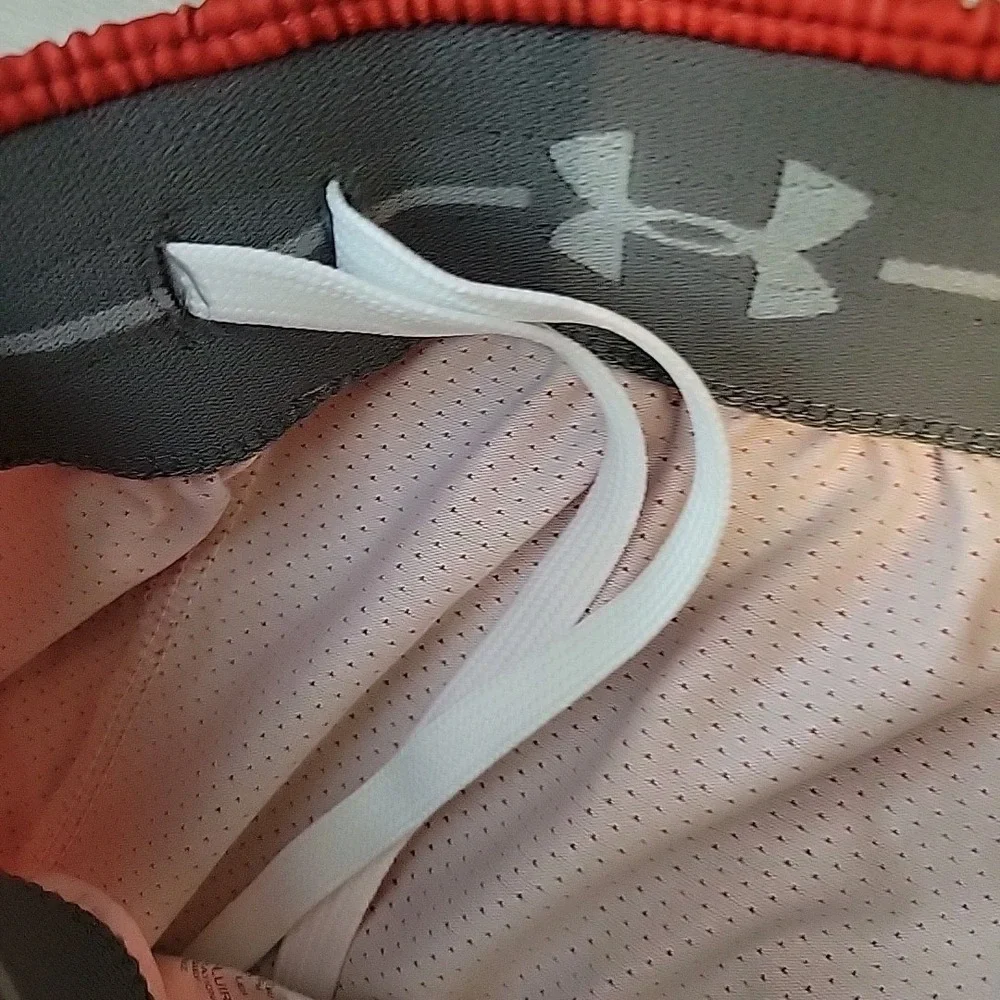 Under Armour‎ Texas Tech Team Basketball Short Men's Small Red